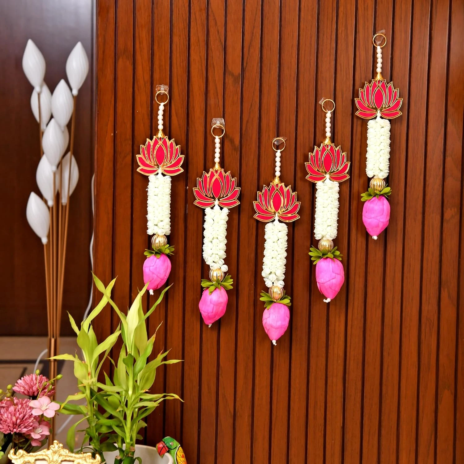 CraftVatika Set of 5 Lotus Buds Latkan Hanging for Door & Wall Decoration, Diwal